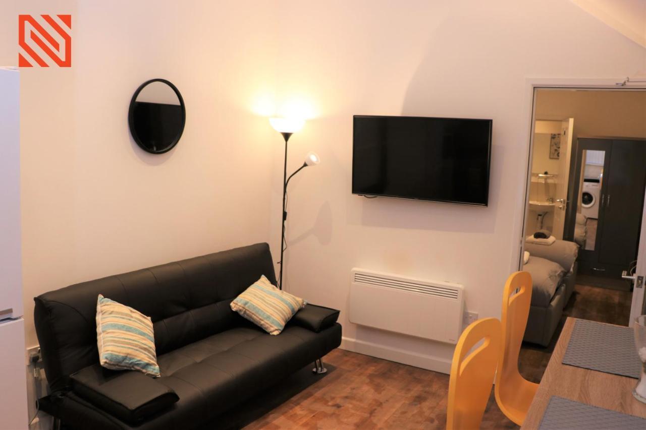 Modern Newgate Apartments - Convenient Location, Close To All Local Amenities Stoke-on-Trent Exterior photo