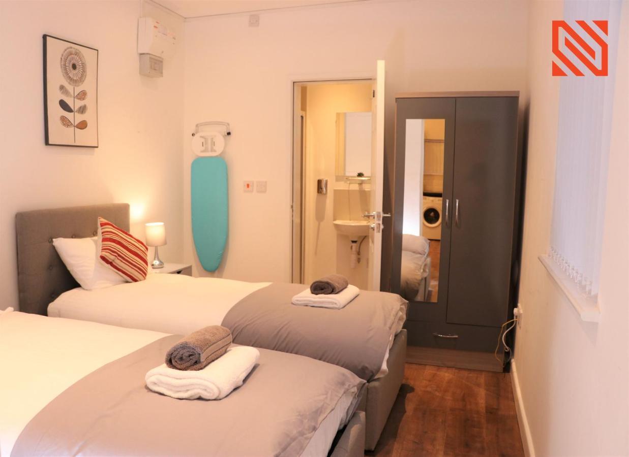 Modern Newgate Apartments - Convenient Location, Close To All Local Amenities Stoke-on-Trent Exterior photo