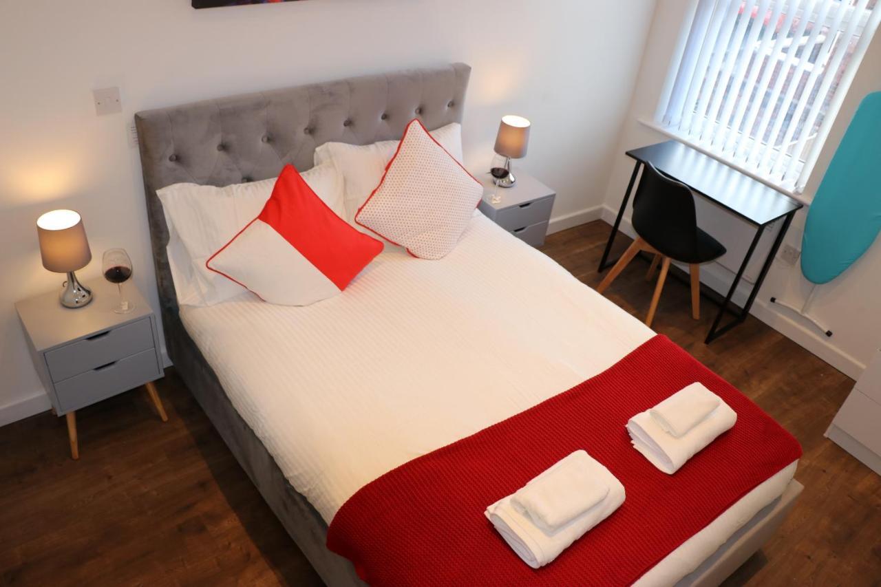 Modern Newgate Apartments - Convenient Location, Close To All Local Amenities Stoke-on-Trent Exterior photo